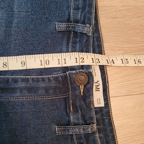 YMI Jeans Size 31 Chloe Flare High Rise Fray Hem Medium Wash Western Boho - Picture 7 of 10